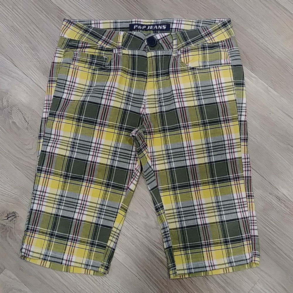 P & P Jeans Women's (juniors) Shorts